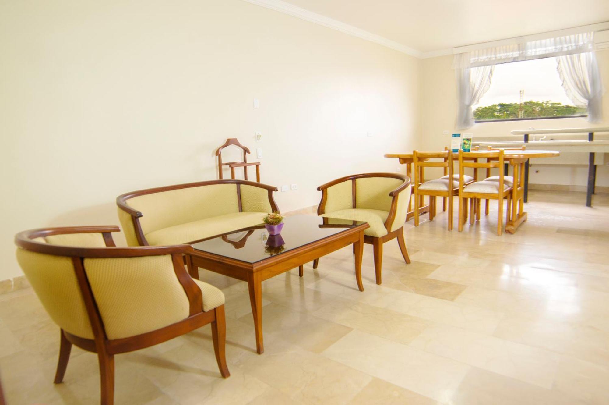 Gran Hotel De Lago - Lago Agrio Nueva Loja Buitenkant foto