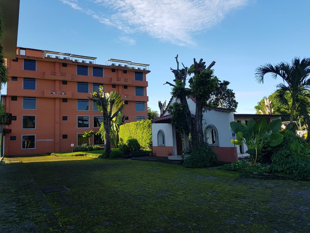 Gran Hotel De Lago - Lago Agrio Nueva Loja Buitenkant foto