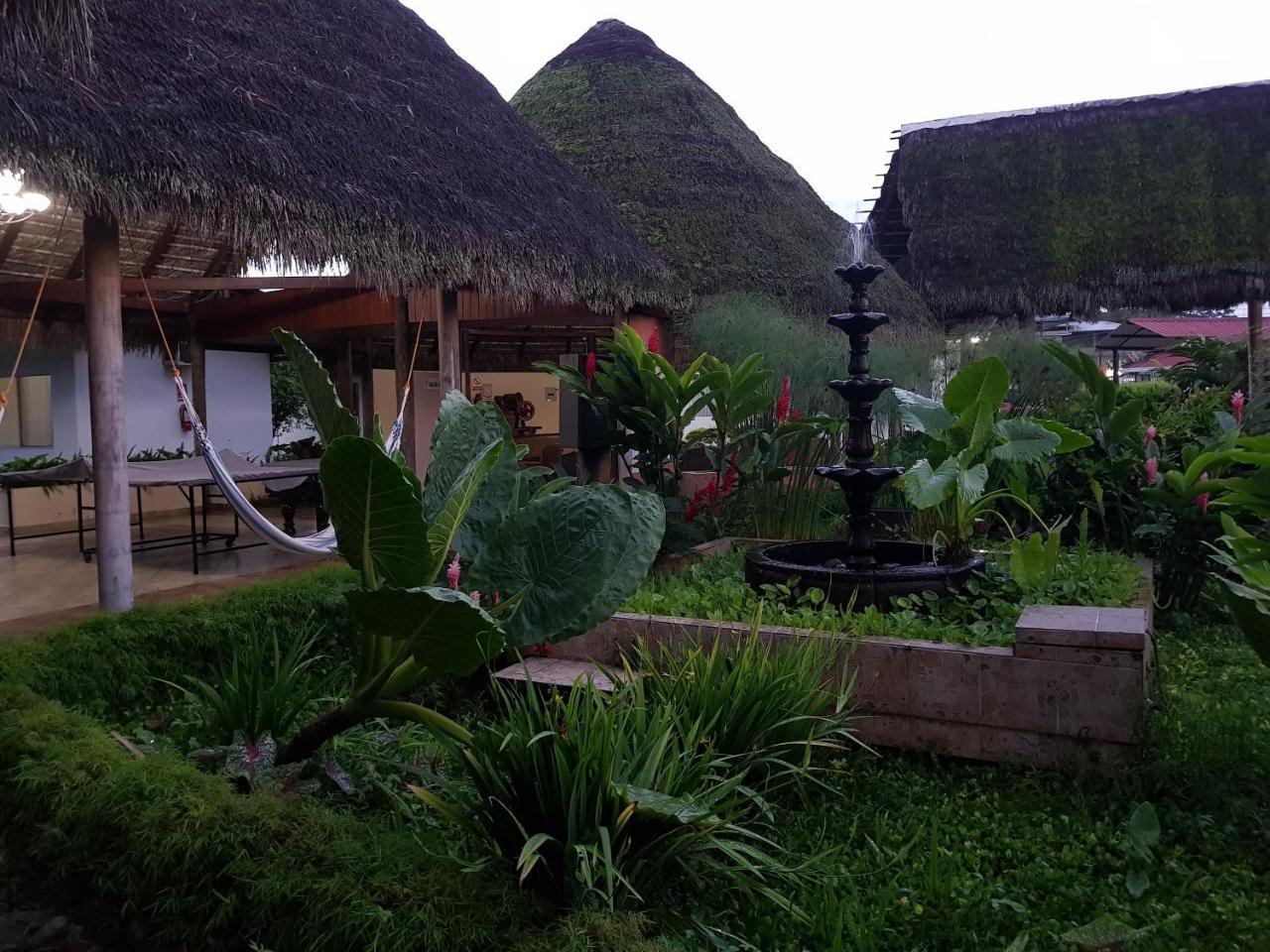 Gran Hotel De Lago - Lago Agrio Nueva Loja Buitenkant foto