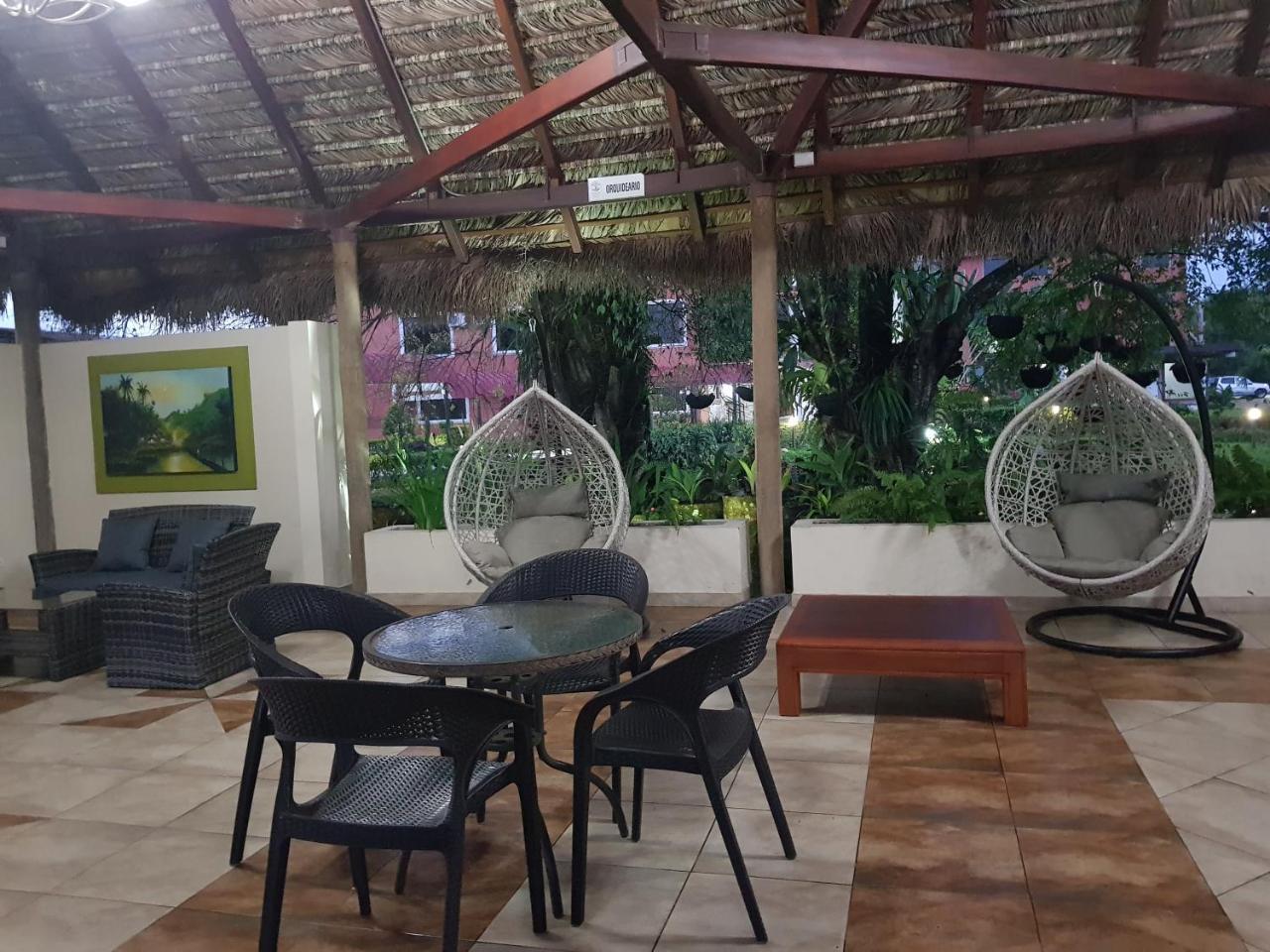 Gran Hotel De Lago - Lago Agrio Nueva Loja Buitenkant foto